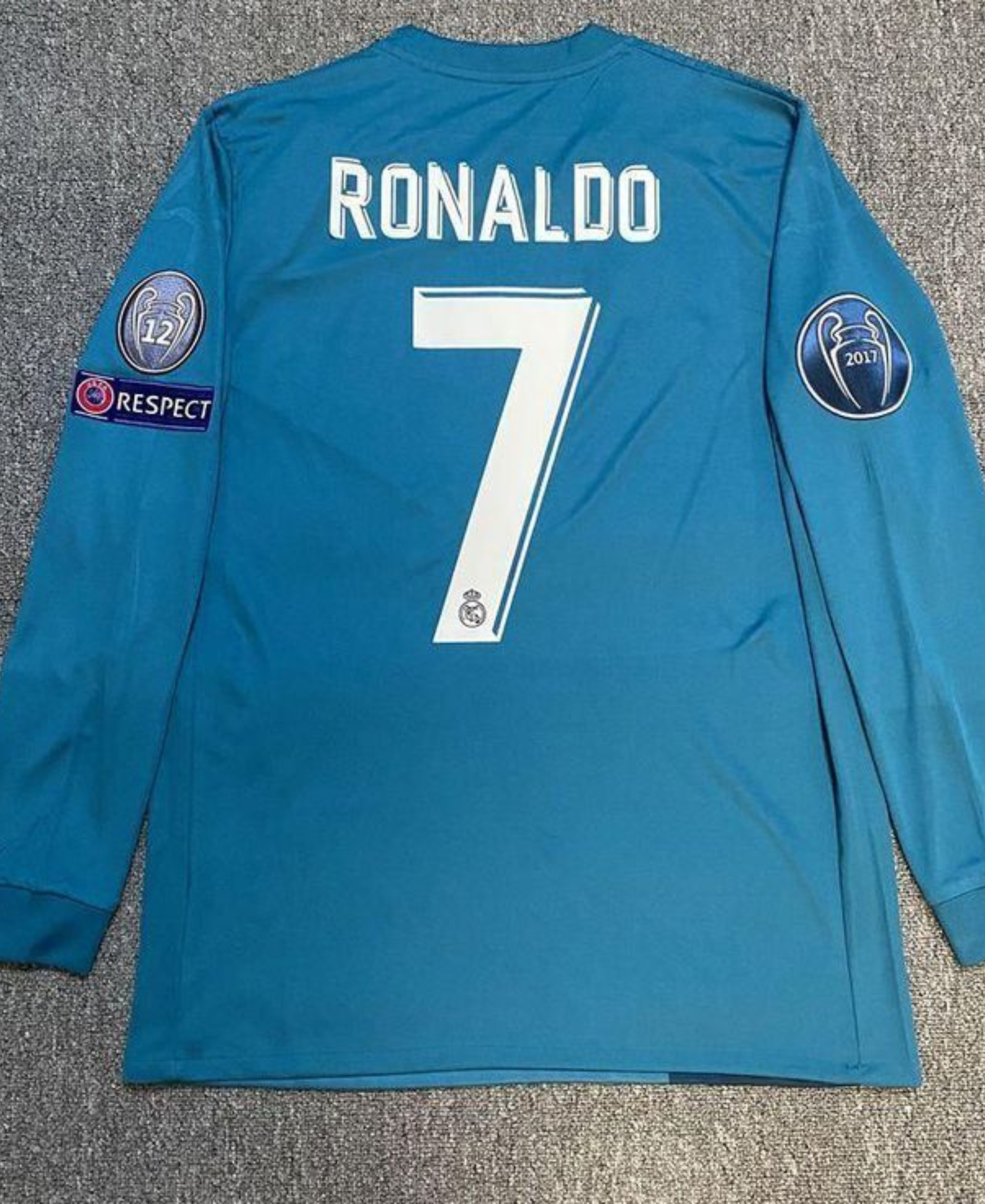 Tenue Real Madrid 2017-2018 Extérieur