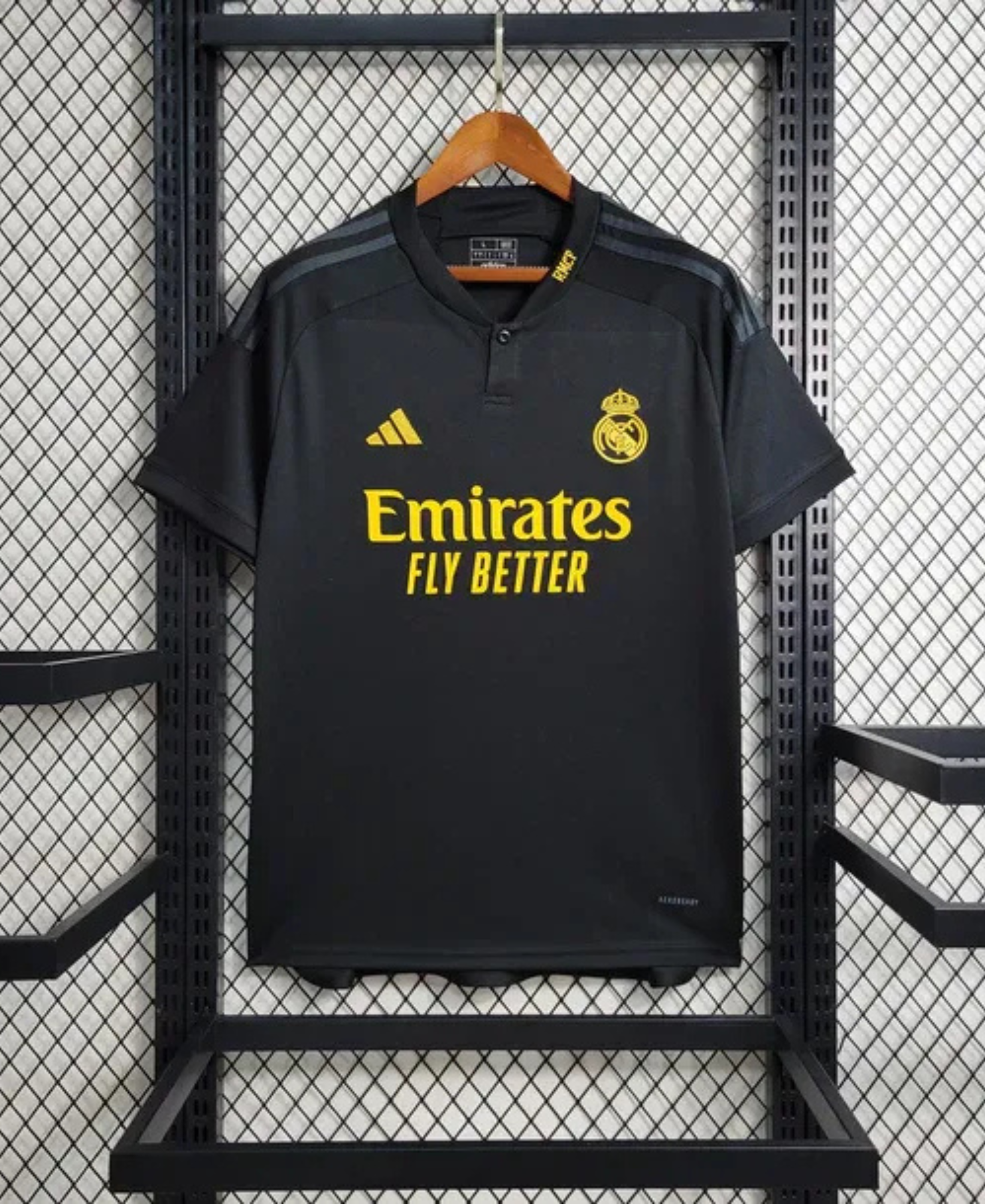 Tenue Real Madrid 2023-2024 Troisiéme
