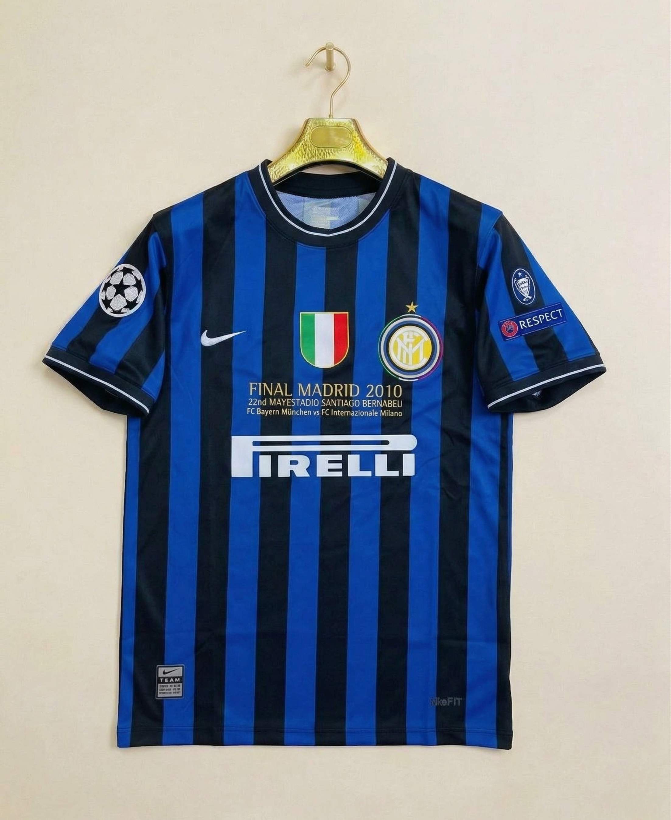 Tenue Fc Inter Milan 2010 (Milito)